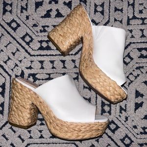 NWOT Lulu’s Wicker Platforms
